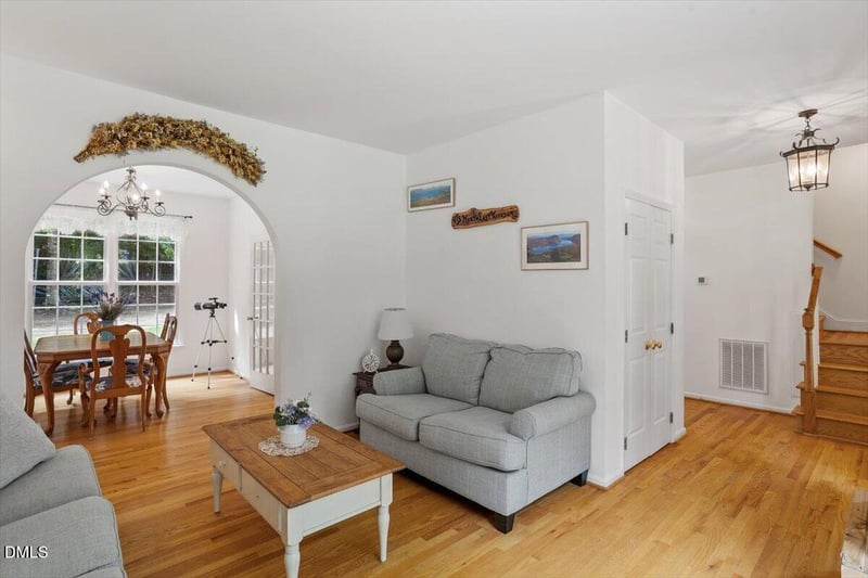 87 Danning Dr, Chapel Hill, NC 27516