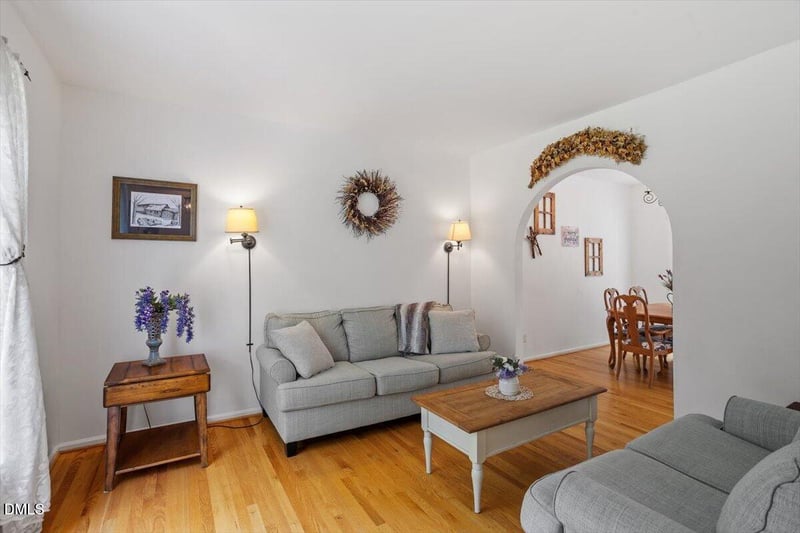87 Danning Dr, Chapel Hill, NC 27516