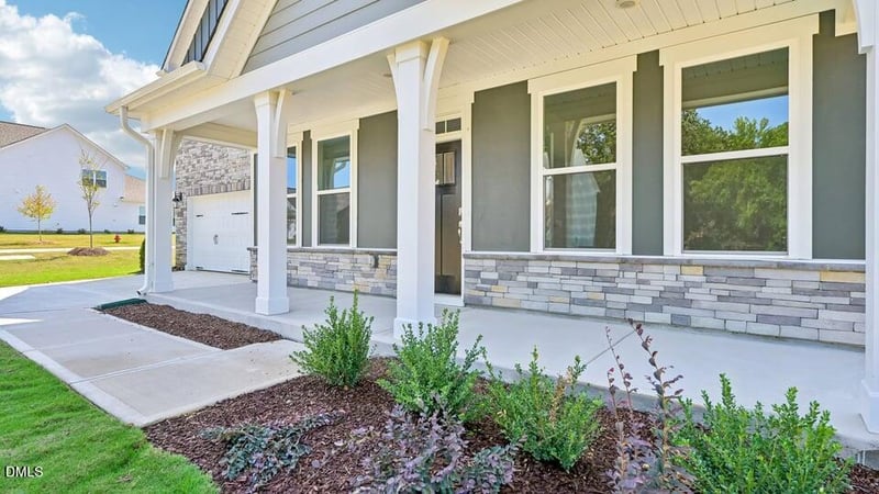 87 Greenwillow Dr, Fuquay Varina, NC 27526