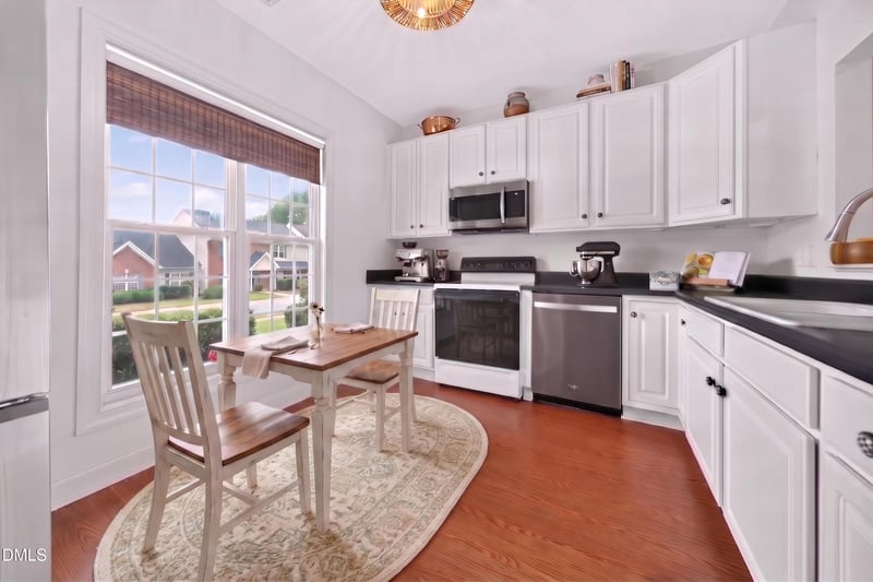 8708 Belford Valley Ln, Raleigh, NC 27615