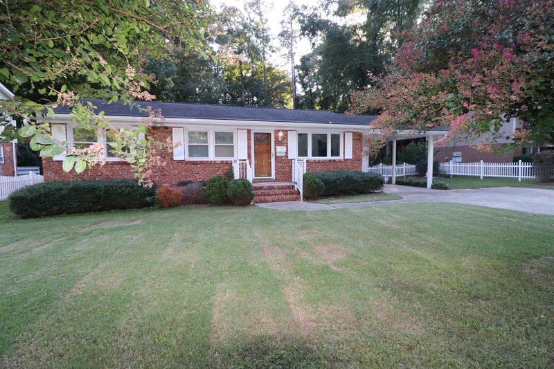 8713 Chapel Hill Rd, Cary, NC 27513