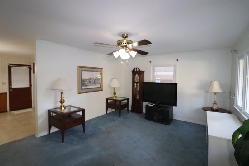 8713 Chapel Hill Rd, Cary, NC 27513