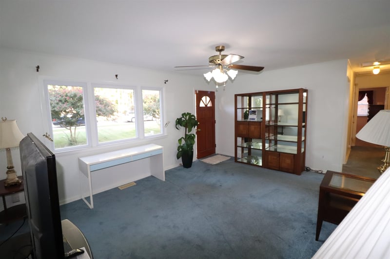 8713 Chapel Hill Rd, Cary, NC 27513