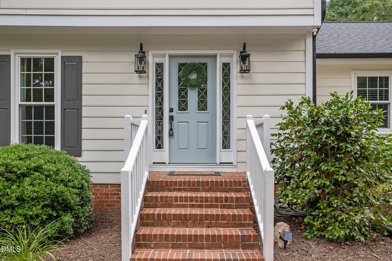 8717 Mansfield Dr, Raleigh, NC 27613