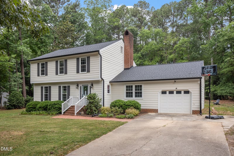 8717 Mansfield Dr, Raleigh, NC 27613