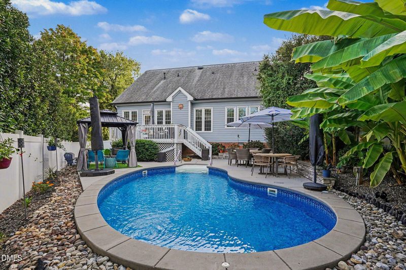 8725 Paddle Wheel Dr, Raleigh, NC 27615