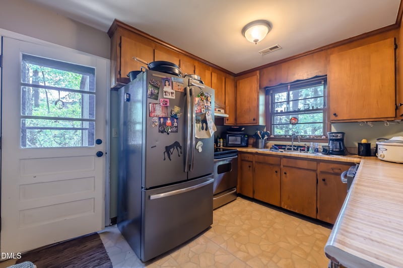8812 New Hope Farm Rd, New Hill, NC 27562