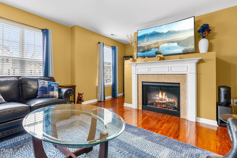 8840 Thornton Town Pl, Raleigh, NC 27616