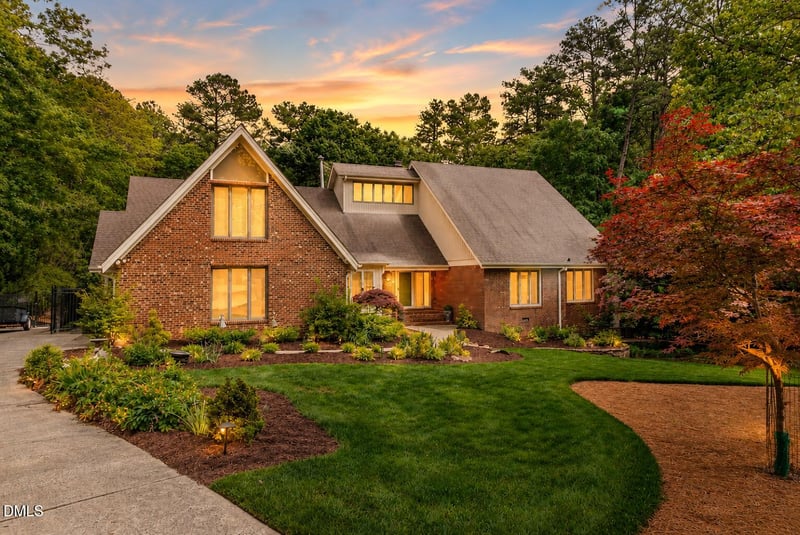 8844 Woodyhill Rd, Raleigh, NC 27613