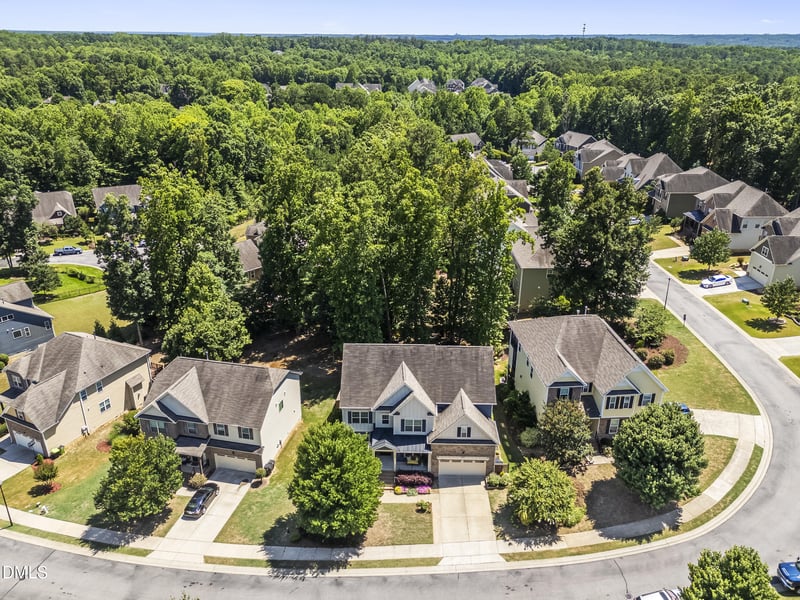 89 Chatsworth Ln, Clayton, NC 27527
