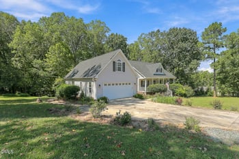 89 Cloverdale Dr, Pittsboro, NC 27312