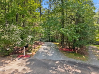 89 Lauren Ct, Pittsboro, NC 27312