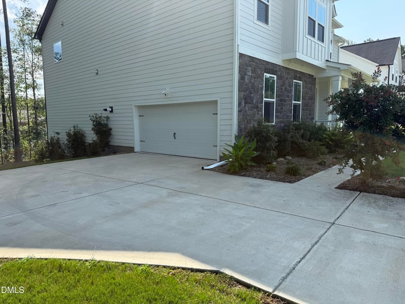 89 N Parkside Dr, Pittsboro, NC 27312