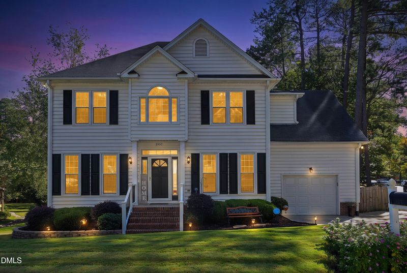 8900 Castleton Ln, Raleigh, NC 27615