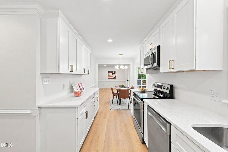 8929 Lindenshire Rd, Raleigh, NC 27615