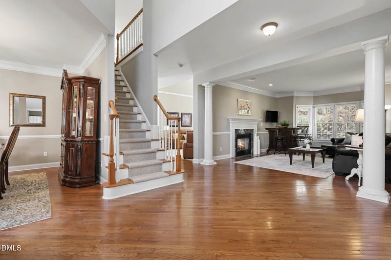 8929 Winged Thistle Ct, Raleigh, NC 27617