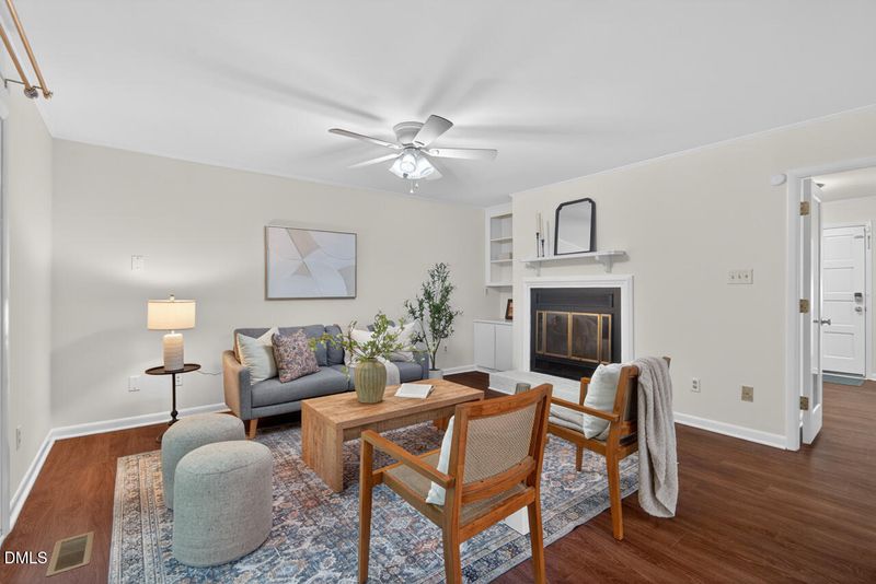9 Lansgate Ct, Durham, NC 27713