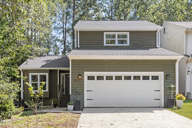 9 Lark Cir, Chapel Hill, NC 27517
