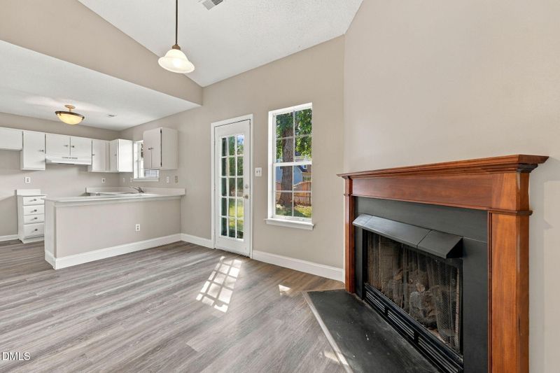 9 Melody Cir, Durham, NC 27707