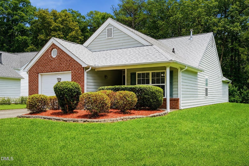 9 Pendleton Ct, Durham, NC 27713