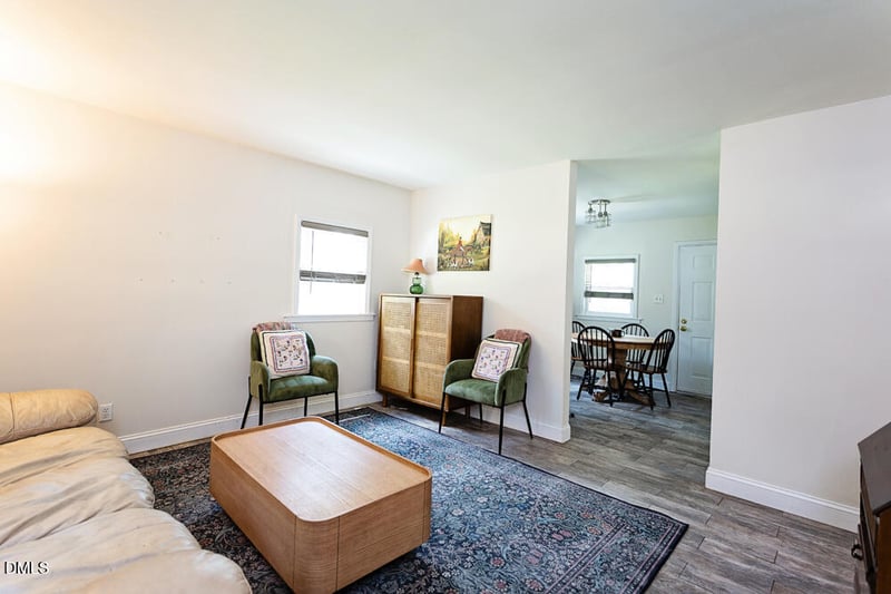 9 Plummer Pl, Durham, NC 27703