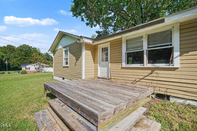 90 Badders Rd, Sanford, NC 27330