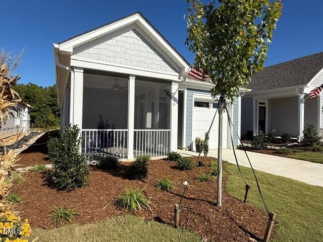 90 Carteret Ct, Clayton, NC 27527