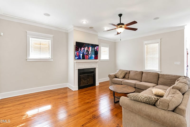 90 Ellen Cir, Clayton, NC 27527