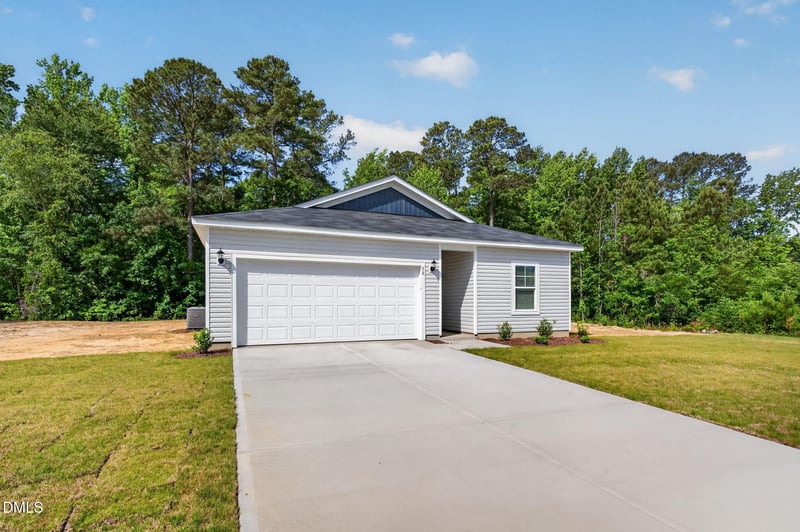90 Muscovy Dr, Four Oaks, NC 27524
