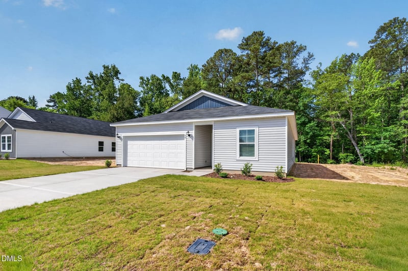 90 Muscovy Dr, Four Oaks, NC 27524