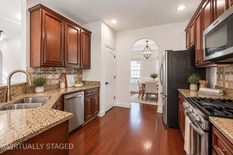 90 Sutherland Dr, Franklinton, NC 27525
