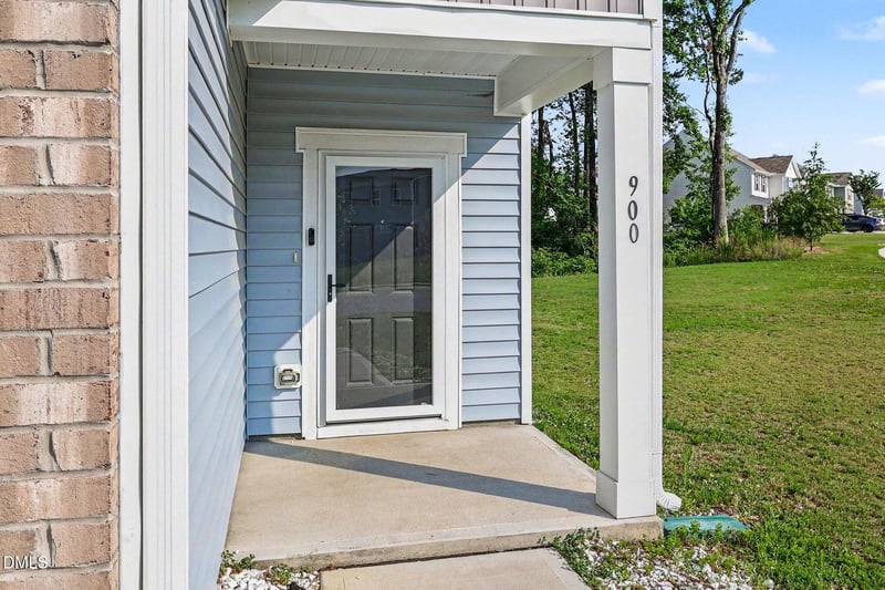 900 Berkeley Glen Rd, Zebulon, NC 27597