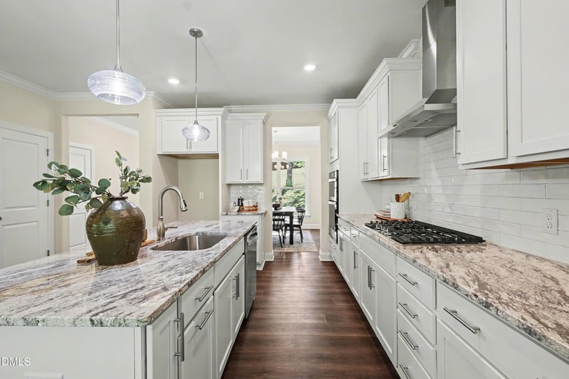 900 SW Maynard Rd, Cary, NC 27511