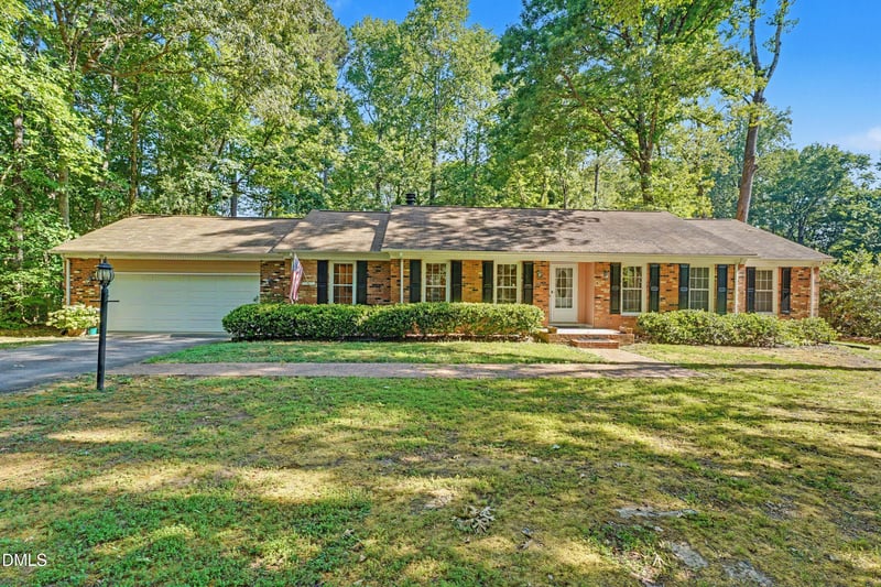 902 Knight Dr, Durham, NC 27712