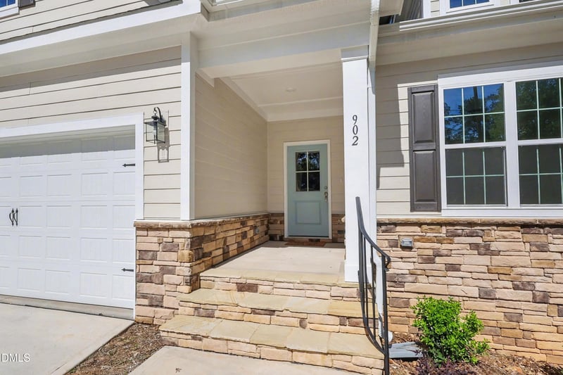 902 SW Maynard Rd, Cary, NC 27511