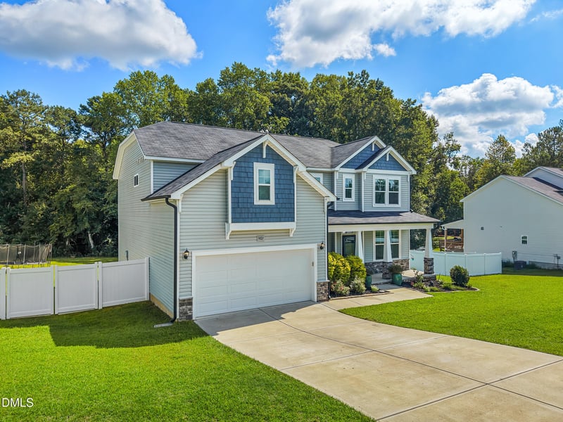 9021 River Hawk Lndg, Willow Springs, NC 27592
