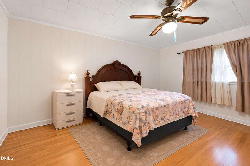 903 N Layton Ave, Dunn, NC 28334