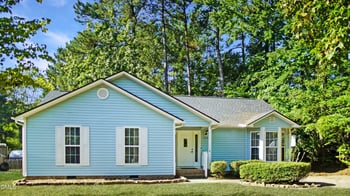 904 Oakwater Dr, Garner, NC 27529