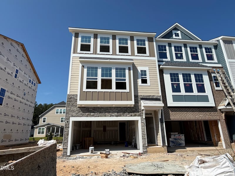 9042 Hazy Jade Way, Apex, NC 27523