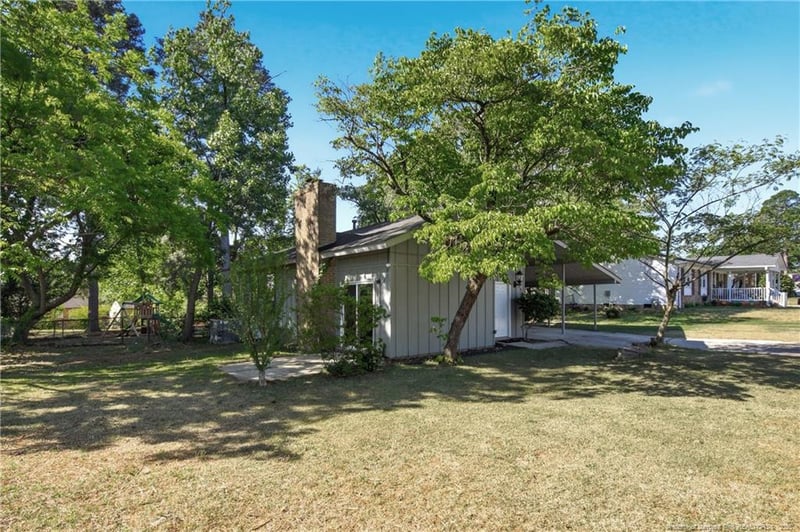 905 Bucknell Rd, Fayetteville, NC 28311