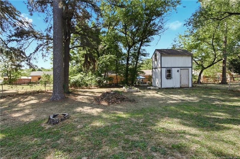 905 Bucknell Rd, Fayetteville, NC 28311