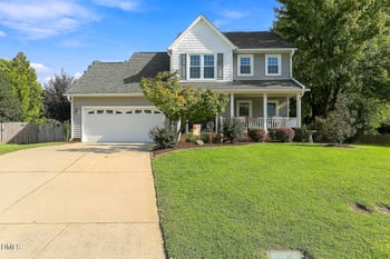 905 Greendale Ct, Apex, NC 27502