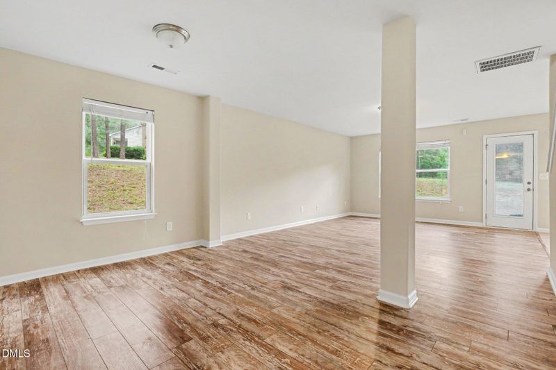 905 Woodland Rd, Creedmoor, NC 27522