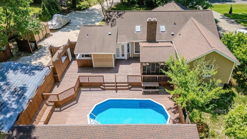 906 Andersonwood Dr, Fuquay Varina, NC 27526