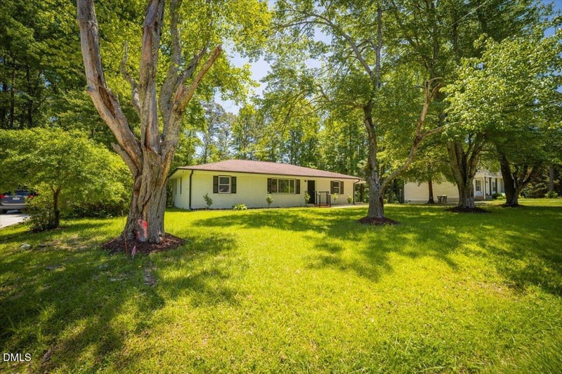 906 Circle Dr, Creedmoor, NC 27522