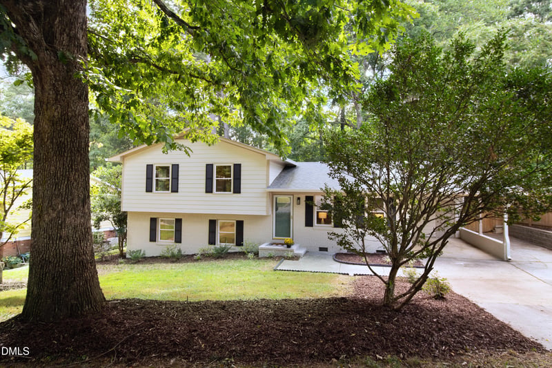 906 Griffis St, Cary, NC 27511
