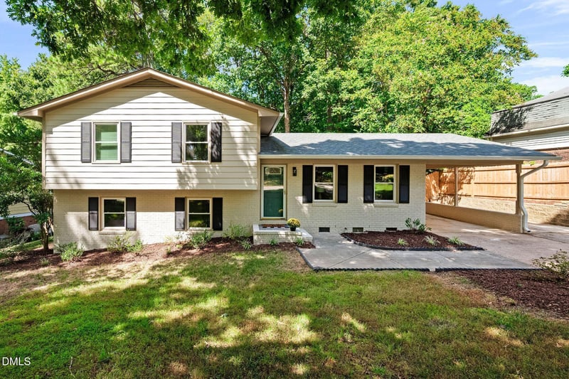906 Griffis St, Cary, NC 27511