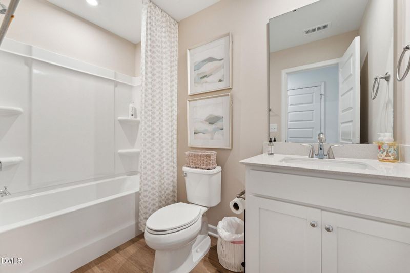 907 Formby Way, Raleigh, NC 27610