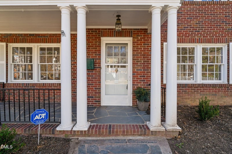 907 W Johnson St, Raleigh, NC 27605