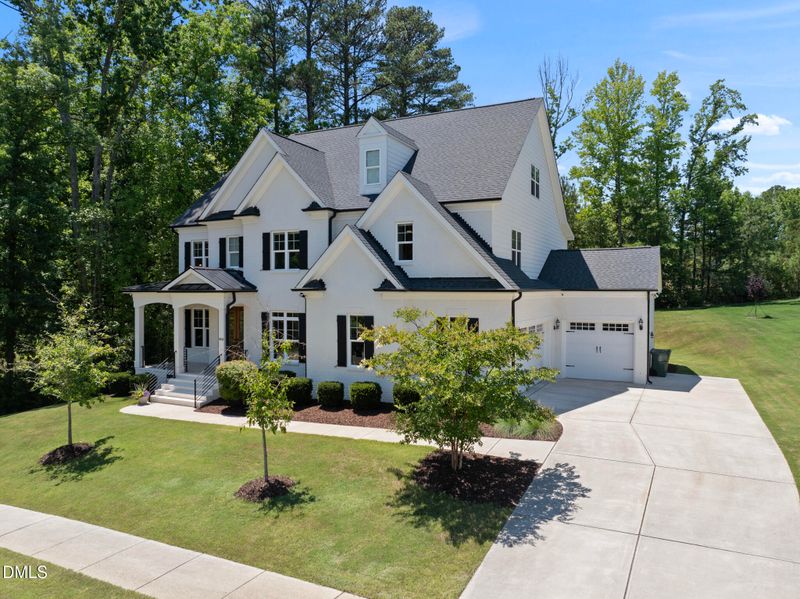908 Autumn Season Ln, Apex, NC 27523